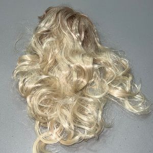 Blonde wig